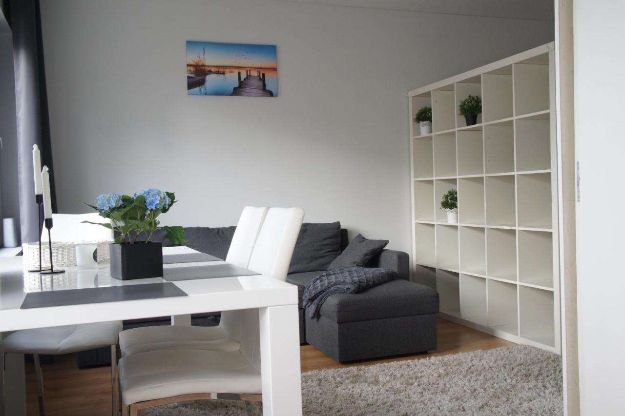 3-Room Apartment In Oulu Center, Parking מראה חיצוני תמונה