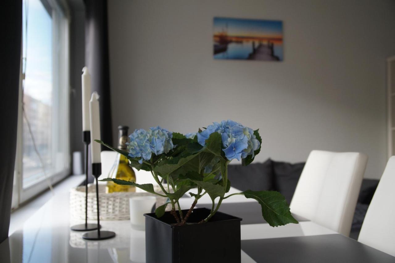 3-Room Apartment In Oulu Center, Parking מראה חיצוני תמונה