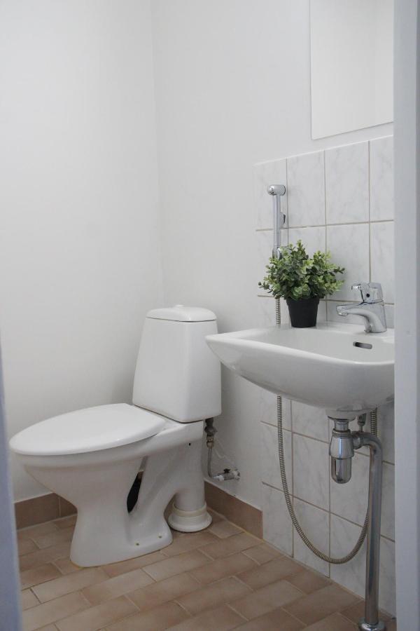 3-Room Apartment In Oulu Center, Parking מראה חיצוני תמונה