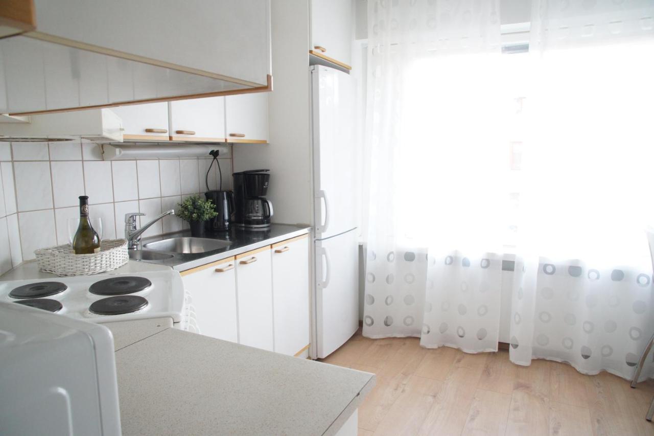 3-Room Apartment In Oulu Center, Parking מראה חיצוני תמונה