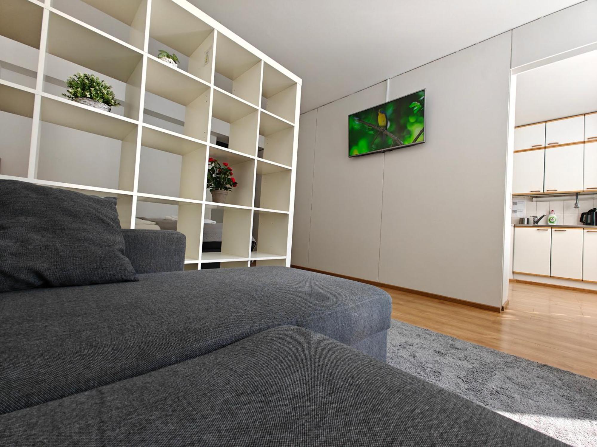 3-Room Apartment In Oulu Center, Parking מראה חיצוני תמונה